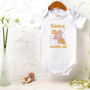 Body bébé jalon personnalisé moutarde, Jalon mensuel personnalisé moutarde, Grenouillère personnalisée moutarde, Body personnalisé moutarde