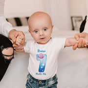 Body de bébé inspiré par le poisson, body de bébé personnalisé sous-marin avec prénom, body de bébé milestone mensuel personnalisé style poisson