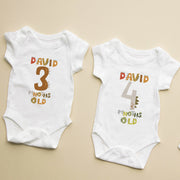 Prénom de dinosaure Alphabet jalon mensuel, body personnalisé pour bébé avec nom de dinosaure alphabet, cadeaux personnalisés dinosaures